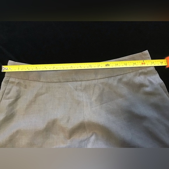 Merona skirt, size 8, gray pockets, lined, - Picture 4 of 6